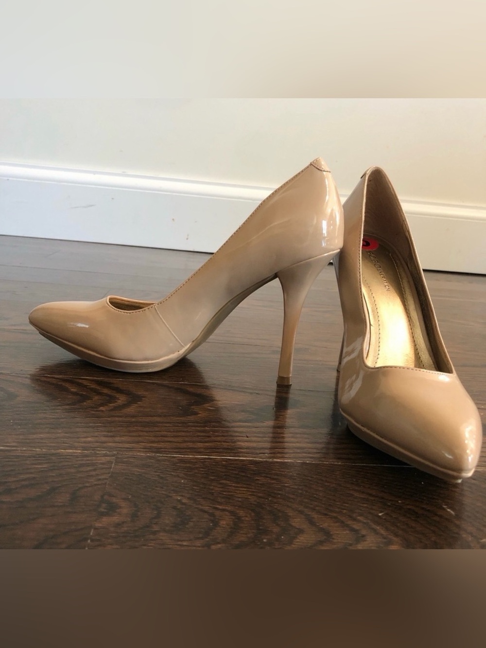 BCBGeneration Nude Patent Pointed-Toe Stiletto Pumps Size 6 NWOT
